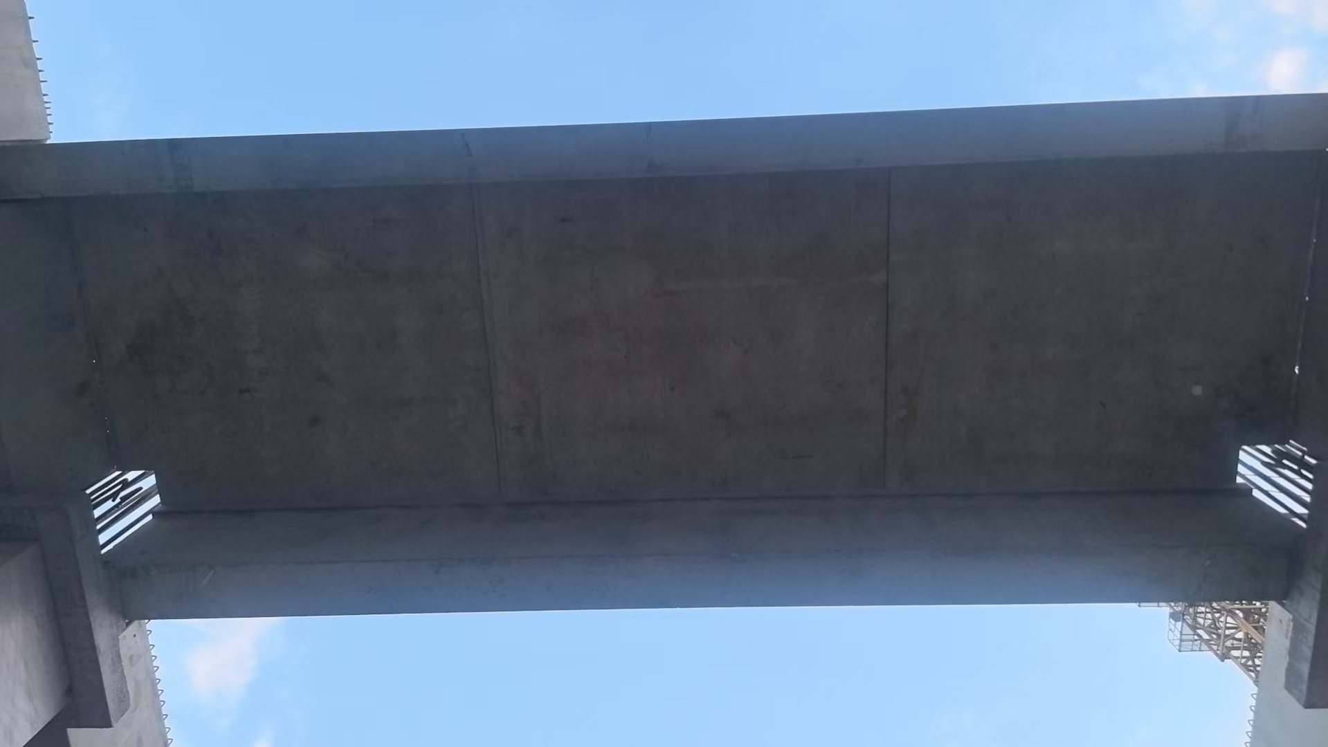 免支撑施工现场